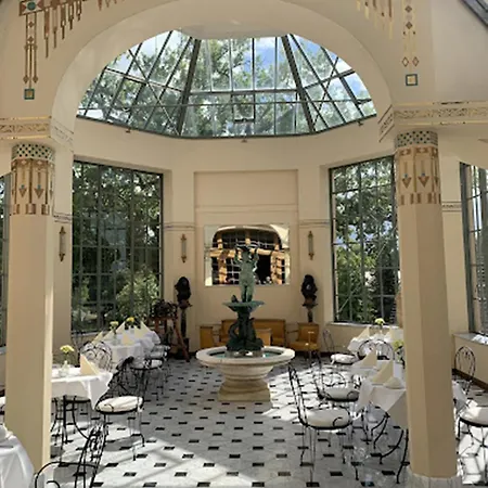 Hotel Bernsteinschloss 5*