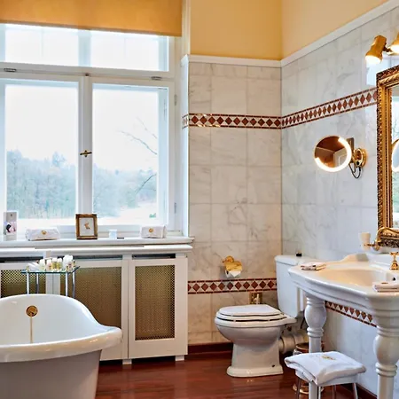 Bernsteinschloss 5* Wendorf (Kuhlen-Wendorf)