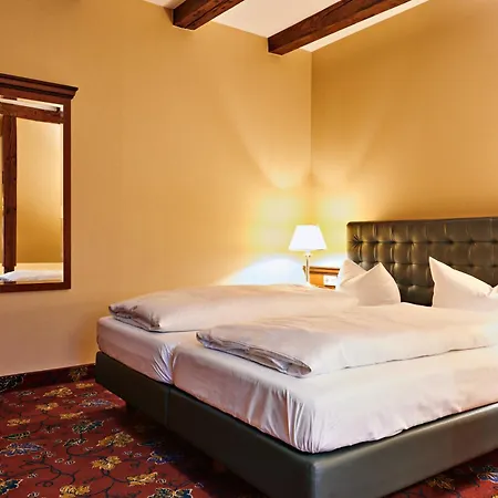 Bernsteinschloss Szálloda 5*