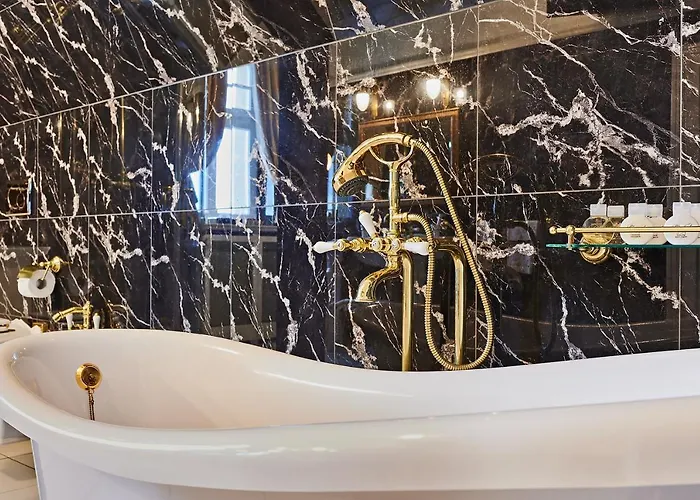 Bernsteinschloss 5* Wendorf (Kuhlen-Wendorf)